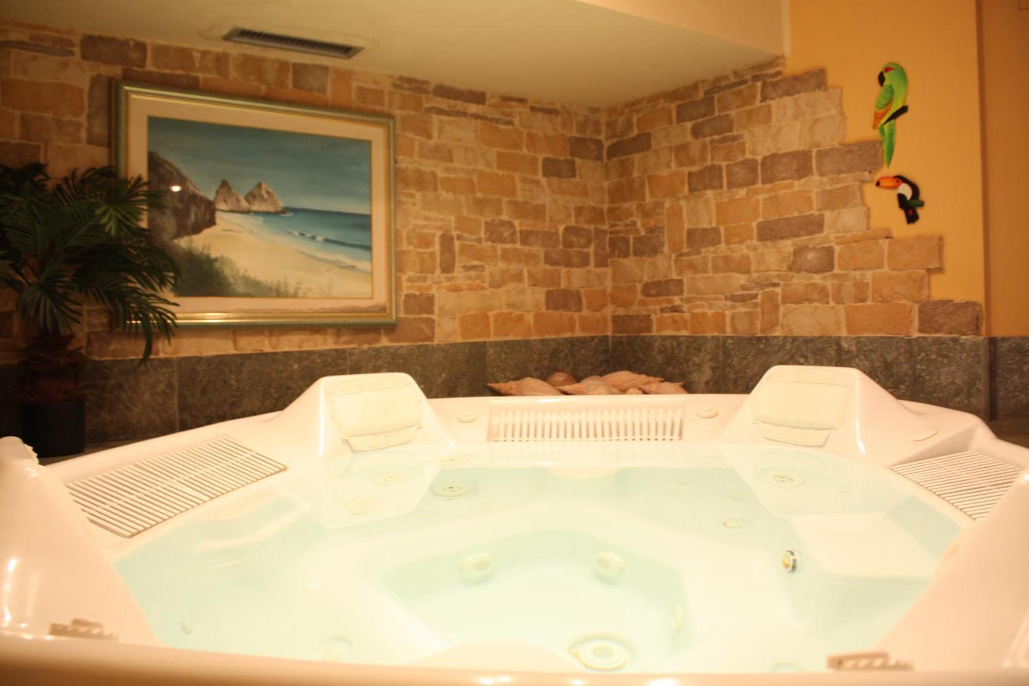 Le Rocher Hotel Champoluc Bagian luar foto