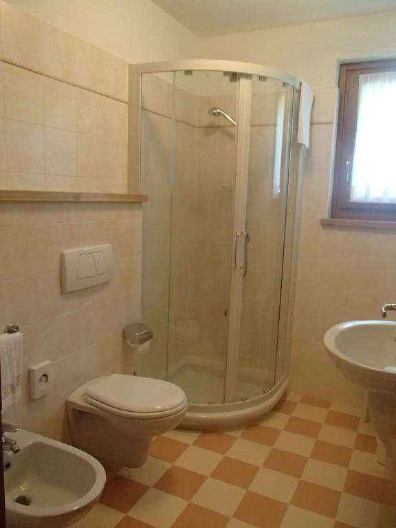 Le Rocher Hotel Champoluc Bagian luar foto